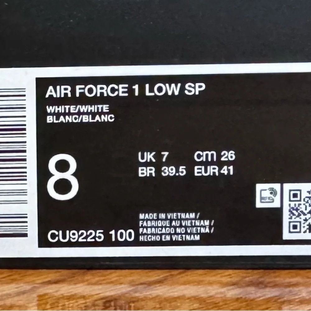 Supreme x Nike White Air Force 1s - Picture 2 of 4